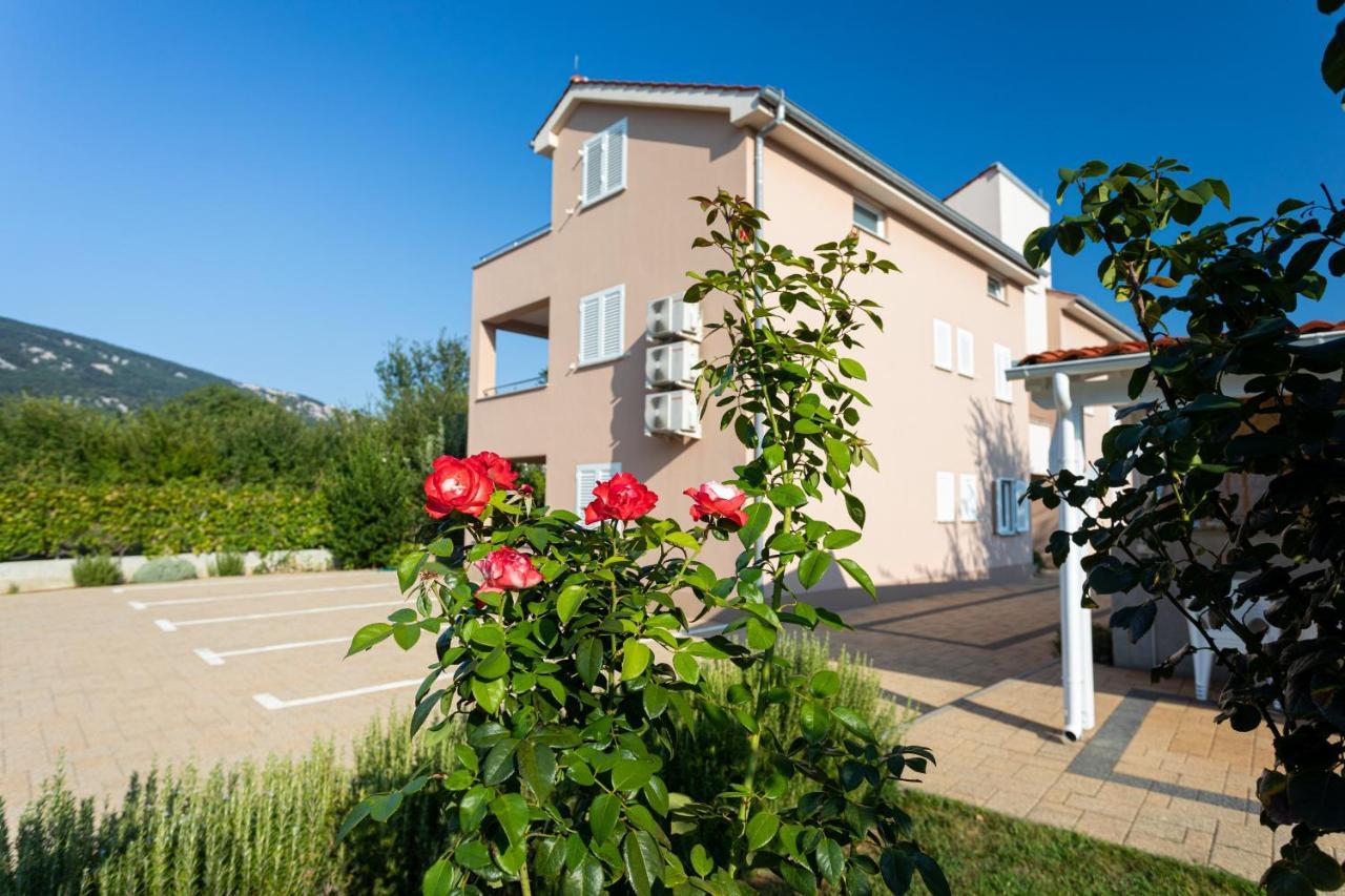 Apartments Crnekovic Jasna Baška Εξωτερικό φωτογραφία