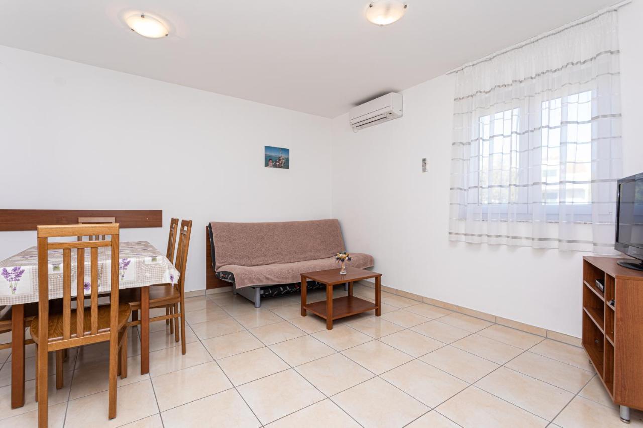 Apartments Crnekovic Jasna Baška Εξωτερικό φωτογραφία