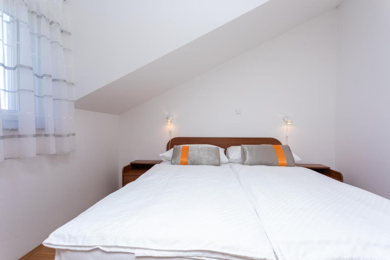 Apartments Crnekovic Jasna Baška Εξωτερικό φωτογραφία