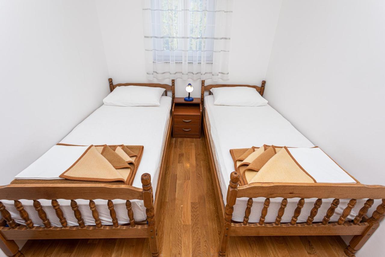 Apartments Crnekovic Jasna Baška Εξωτερικό φωτογραφία