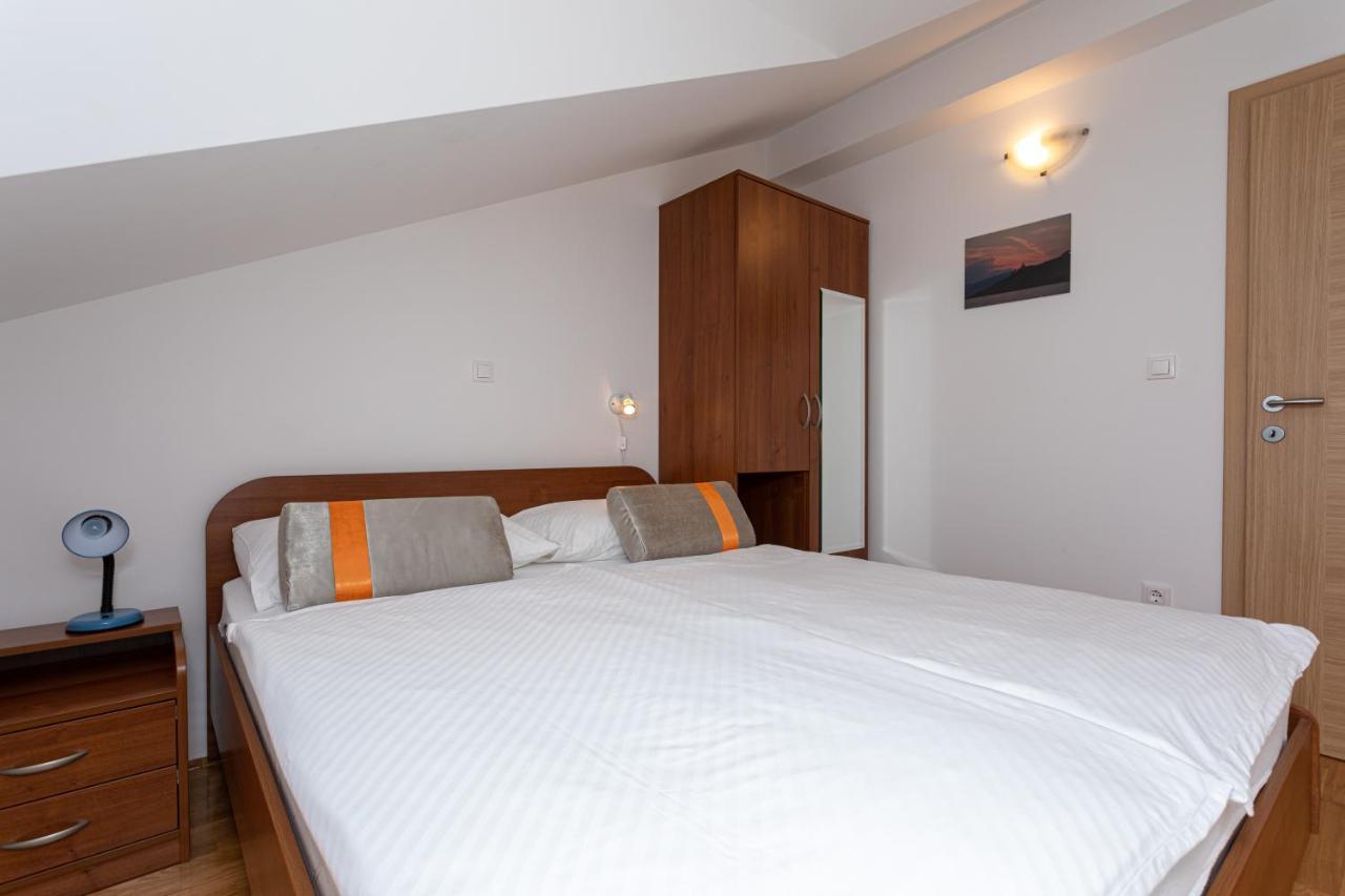Apartments Crnekovic Jasna Baška Εξωτερικό φωτογραφία