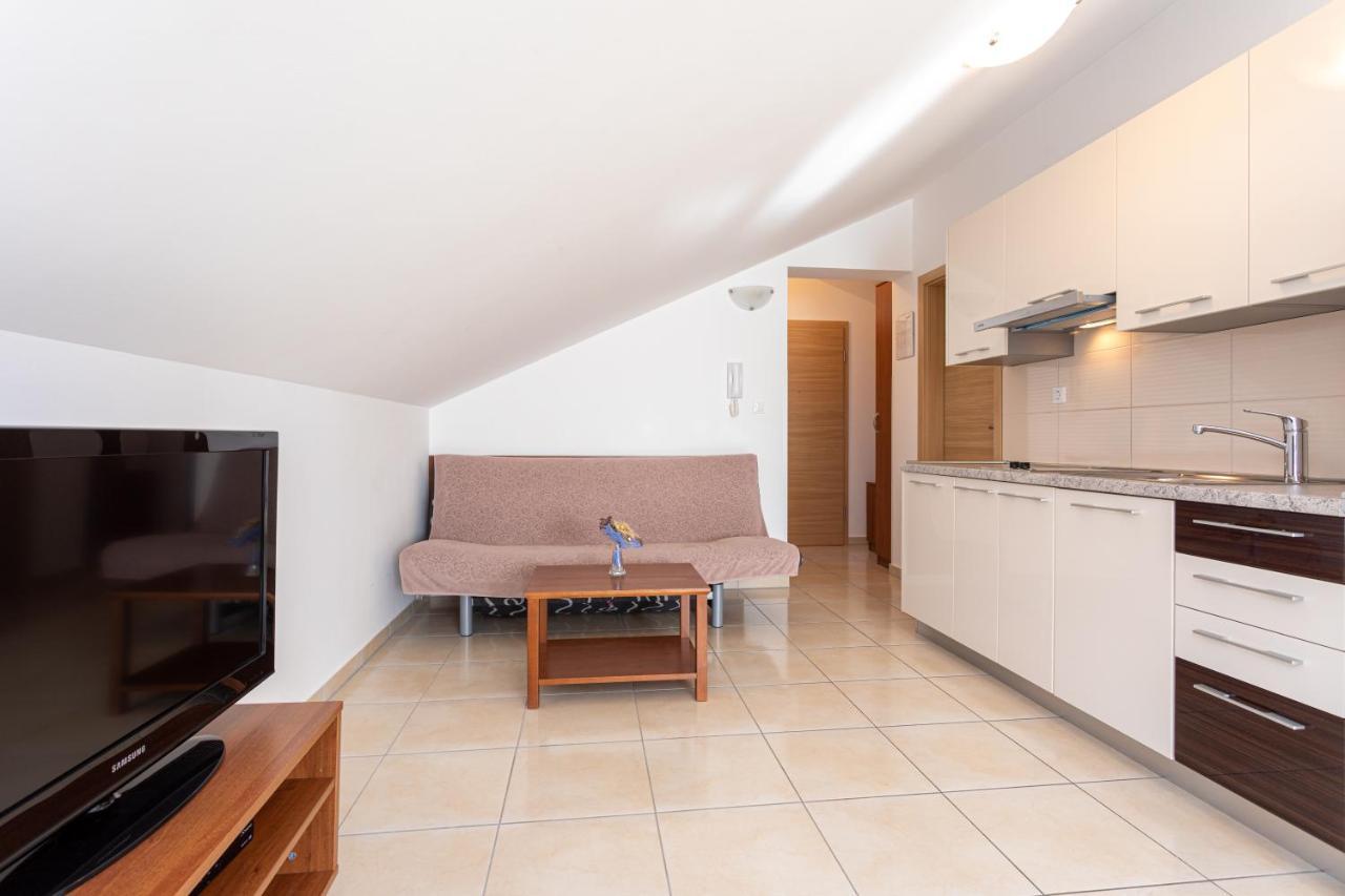 Apartments Crnekovic Jasna Baška Εξωτερικό φωτογραφία